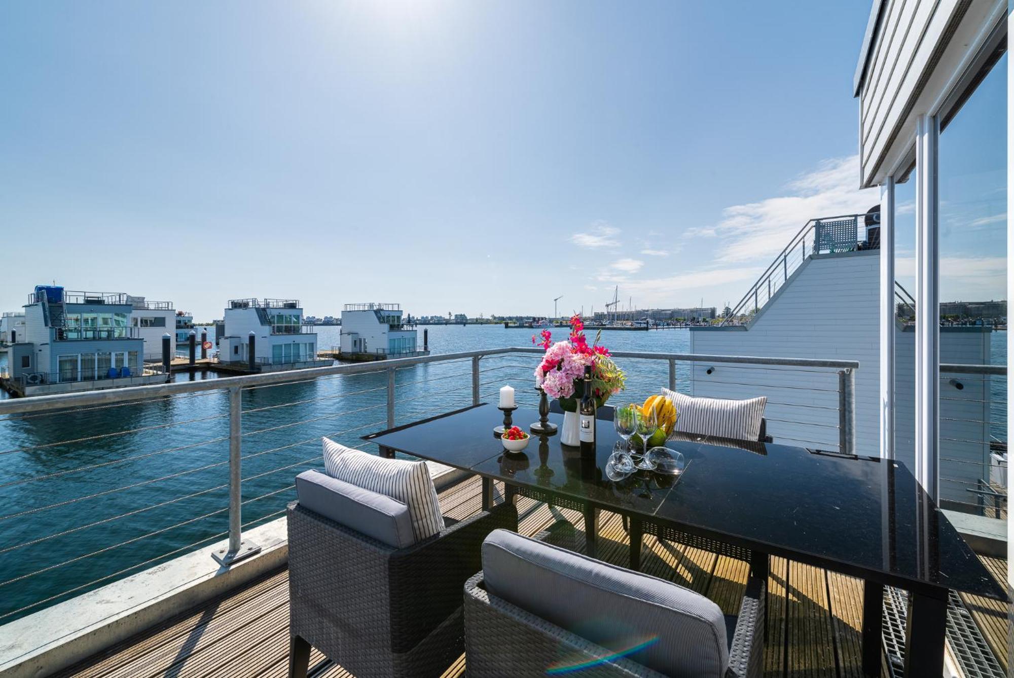 Triton: Meerblick, Sauna, Dachterrasse 奥尔本尼兹 外观 照片