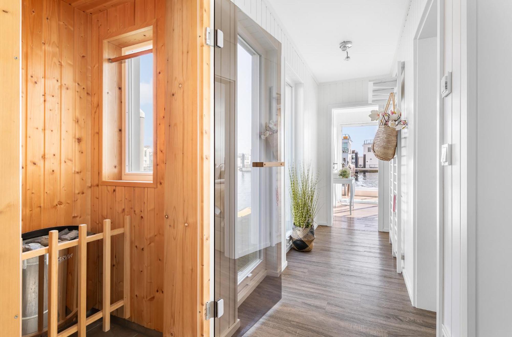 Triton: Meerblick, Sauna, Dachterrasse 奥尔本尼兹 外观 照片